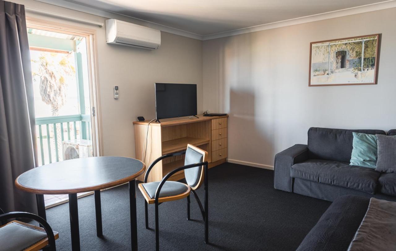Heritage Resort Shark Bay Denham Buitenkant foto